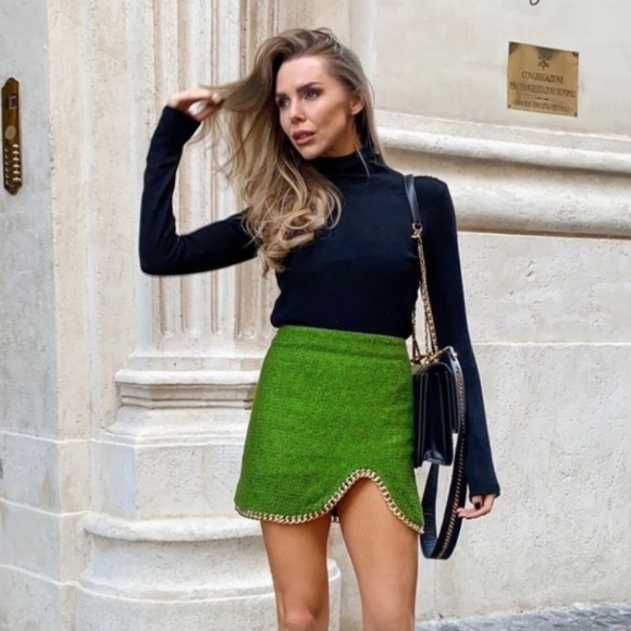 Zara Skirts Zara Green Mini Skirt With Slit Chain Trim Blogger